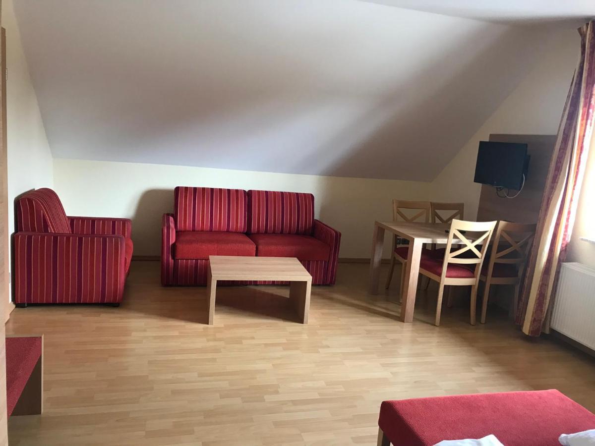 Laupus-Hof Apartment Bad Vilbel Exterior photo
