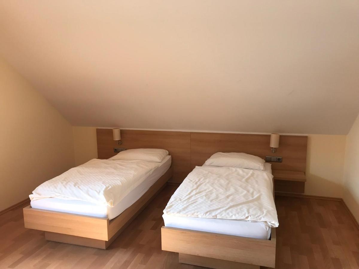 Laupus-Hof Apartment Bad Vilbel Exterior photo